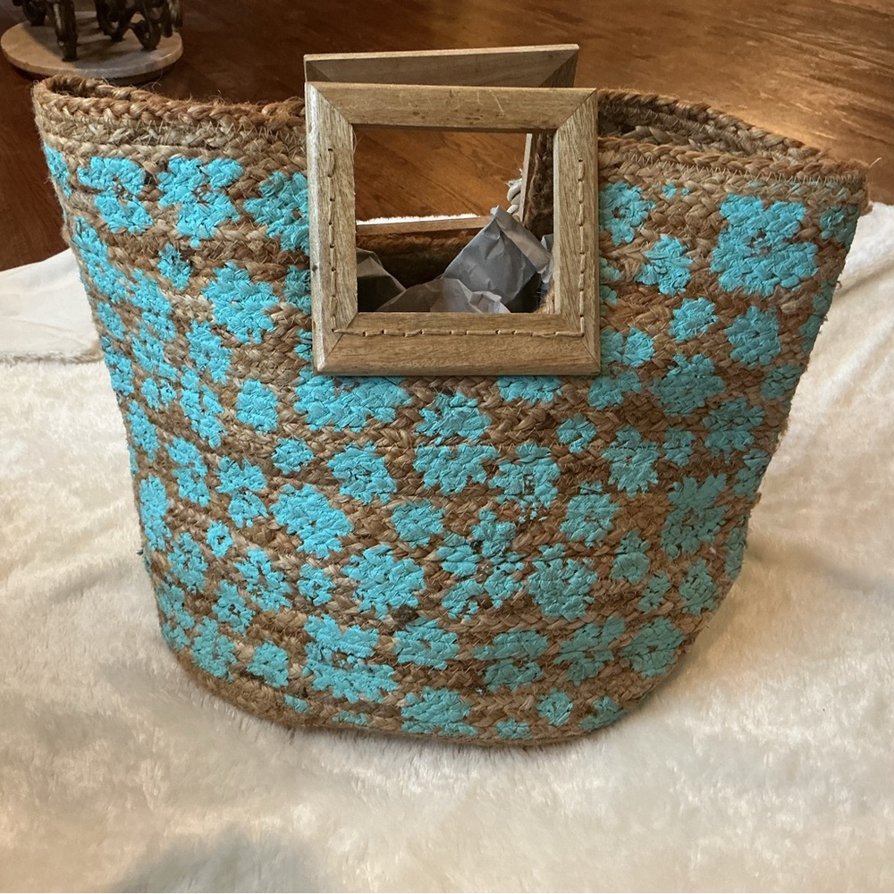Time and Tru jute tote - Picture 2 of 3